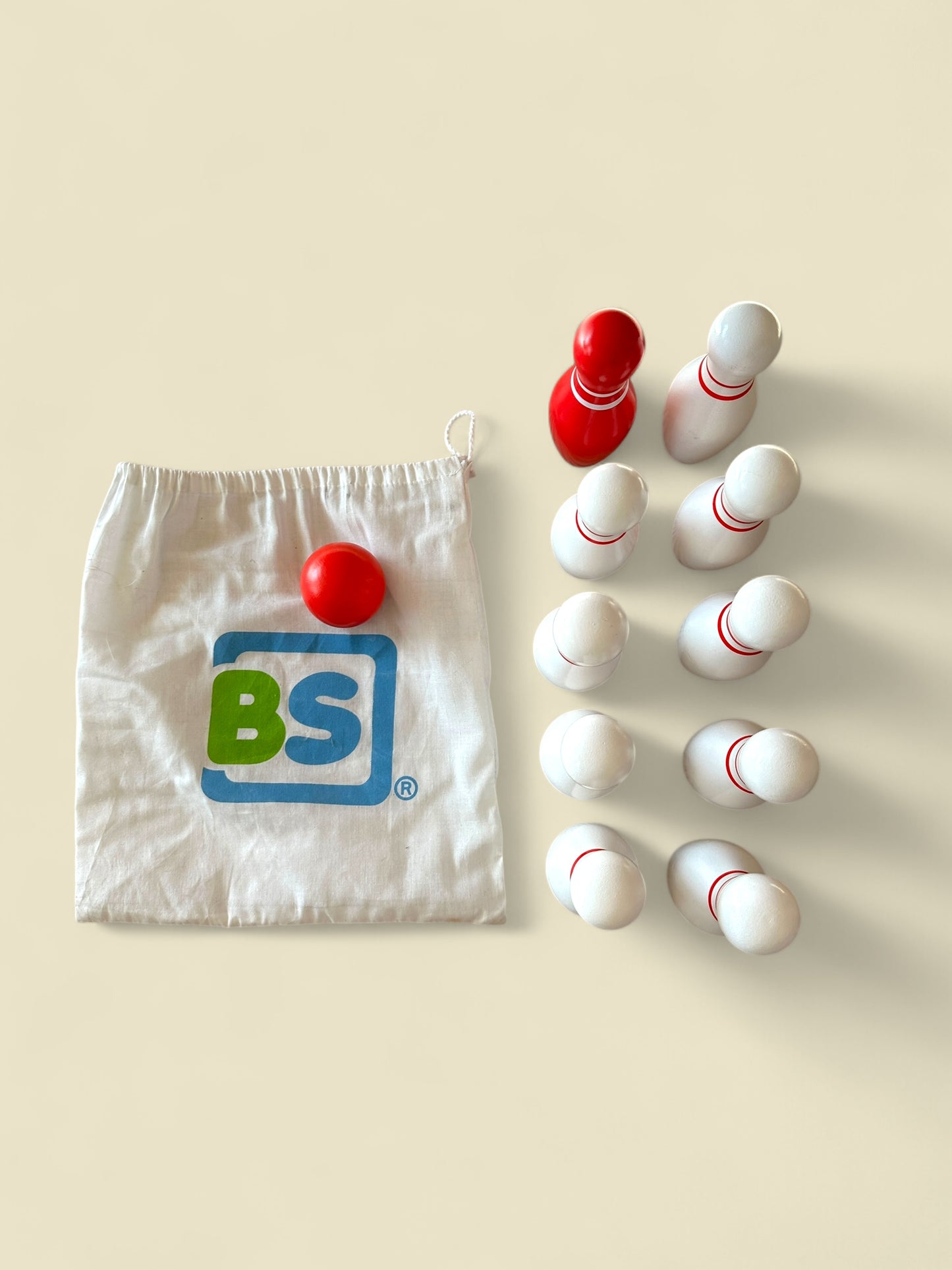 Bowlingspill i bjørketre