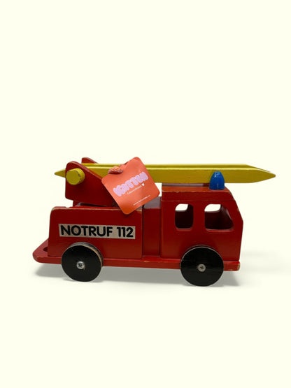 Vintage brannbil i tre
