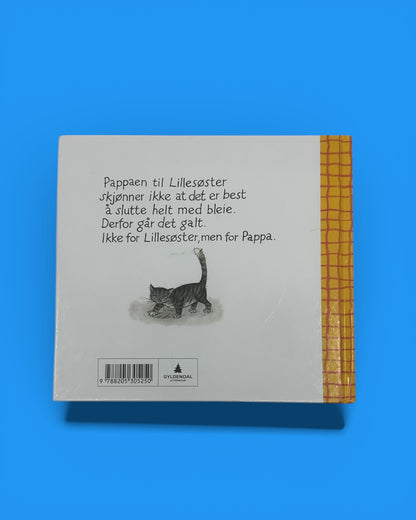 Lillesøster skal tisse