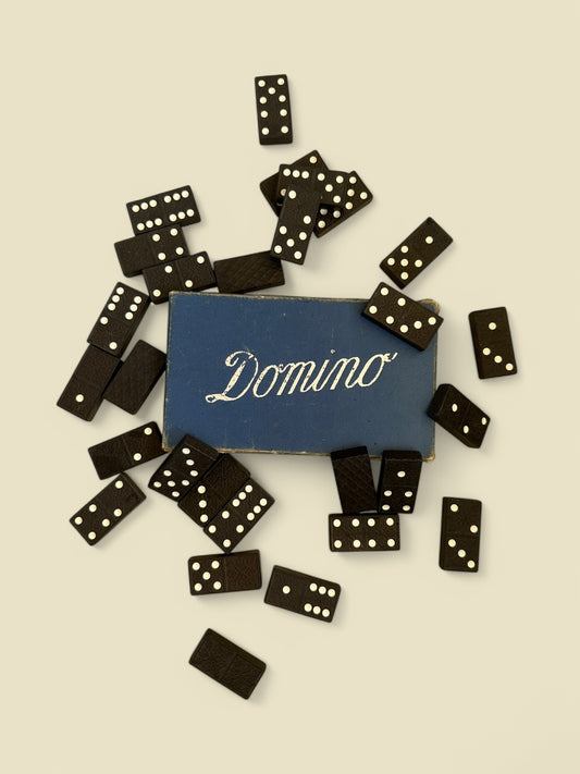 Vintage domino
