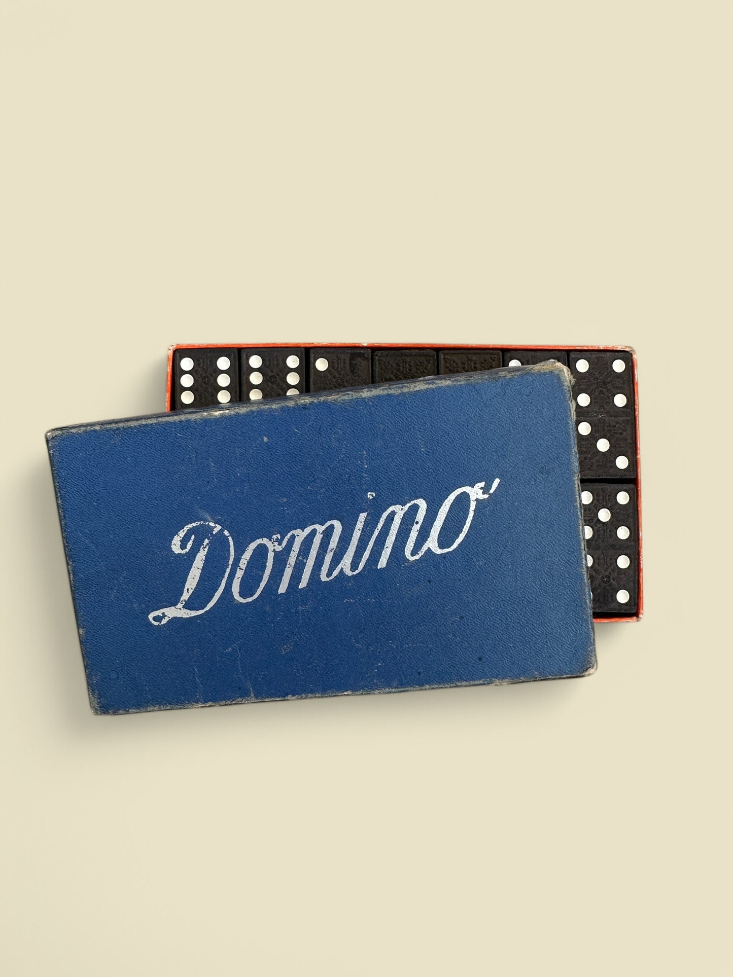 Vintage domino